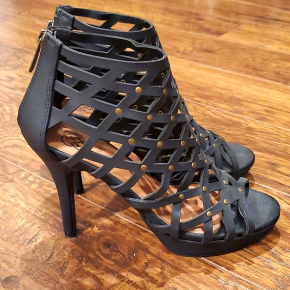 Daisy Fuentes Caged Ankle Sandal Heels - Picture 3 of 8